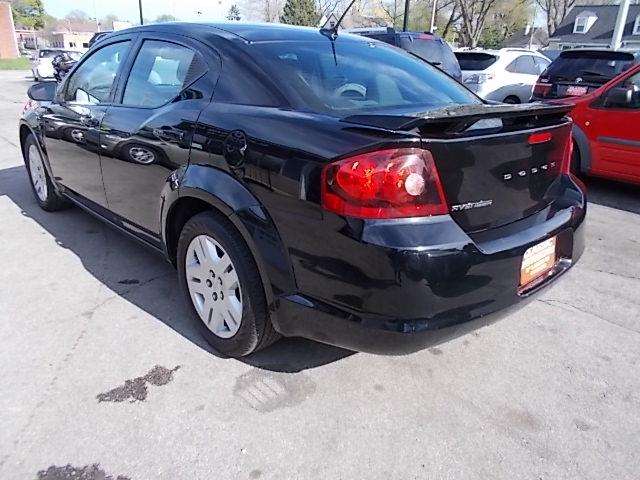 2012 Dodge Avenger SE 4dr Sedan